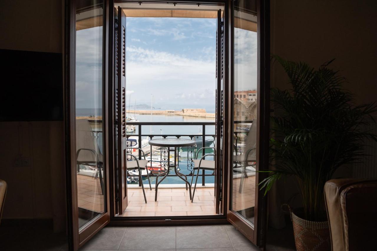Destino Home Overlooking The Venetian Port Of Chania 하니아 외부 사진