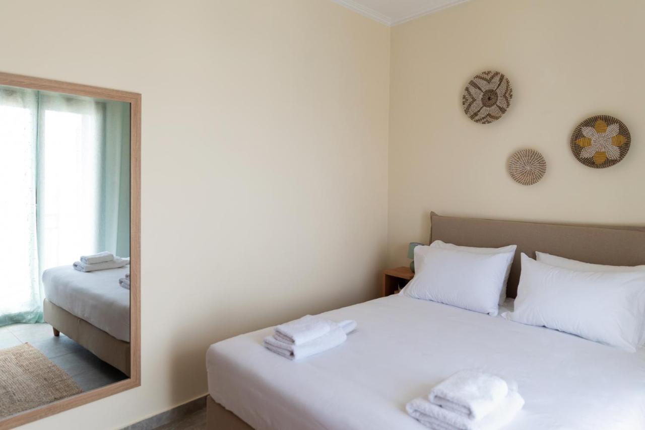 Destino Home Overlooking The Venetian Port Of Chania 하니아 외부 사진