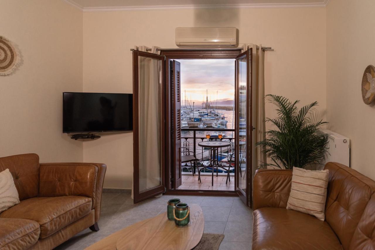 Destino Home Overlooking The Venetian Port Of Chania 하니아 외부 사진