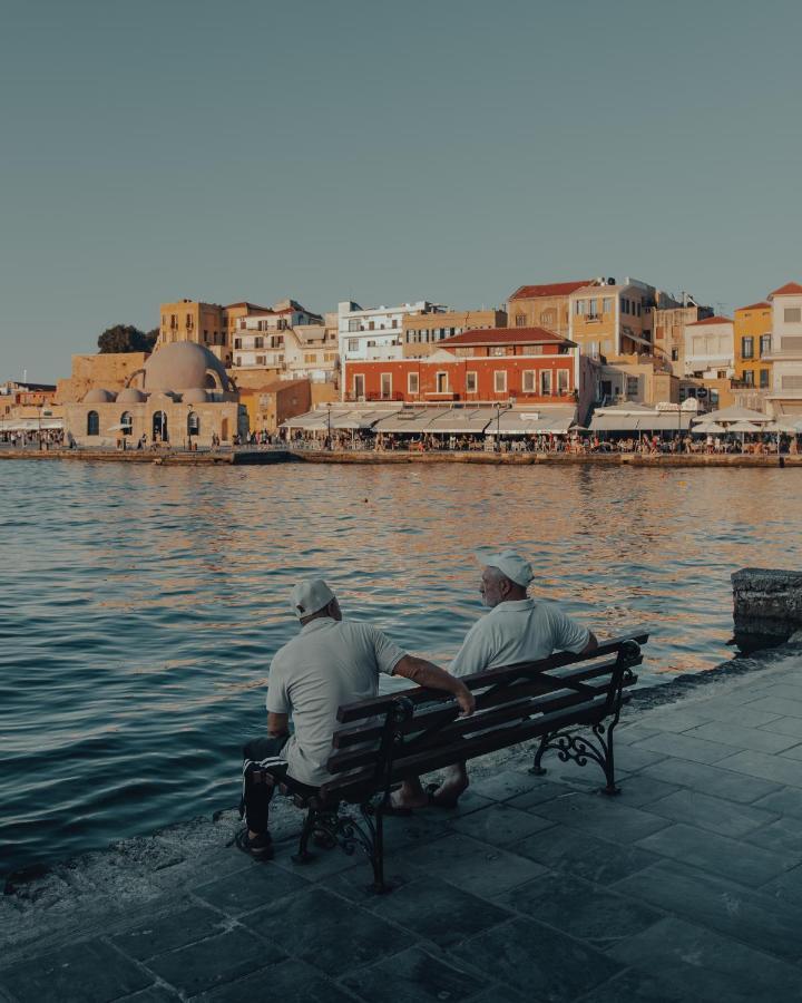Destino Home Overlooking The Venetian Port Of Chania 하니아 외부 사진